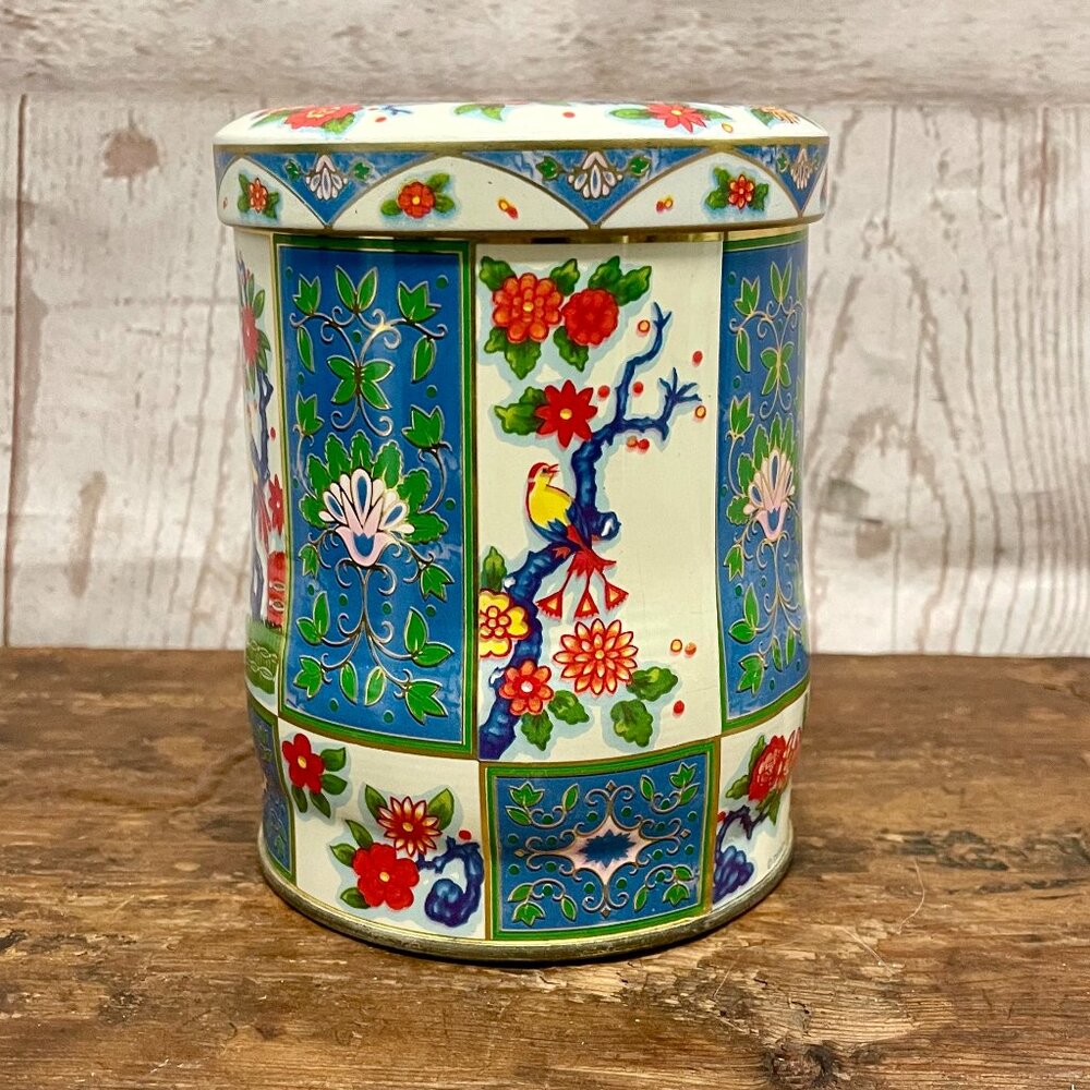 Vintage Damer, N.Y. Floral Tin